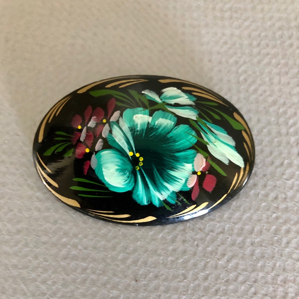 Vintage Russian lacquer brooch hand painted